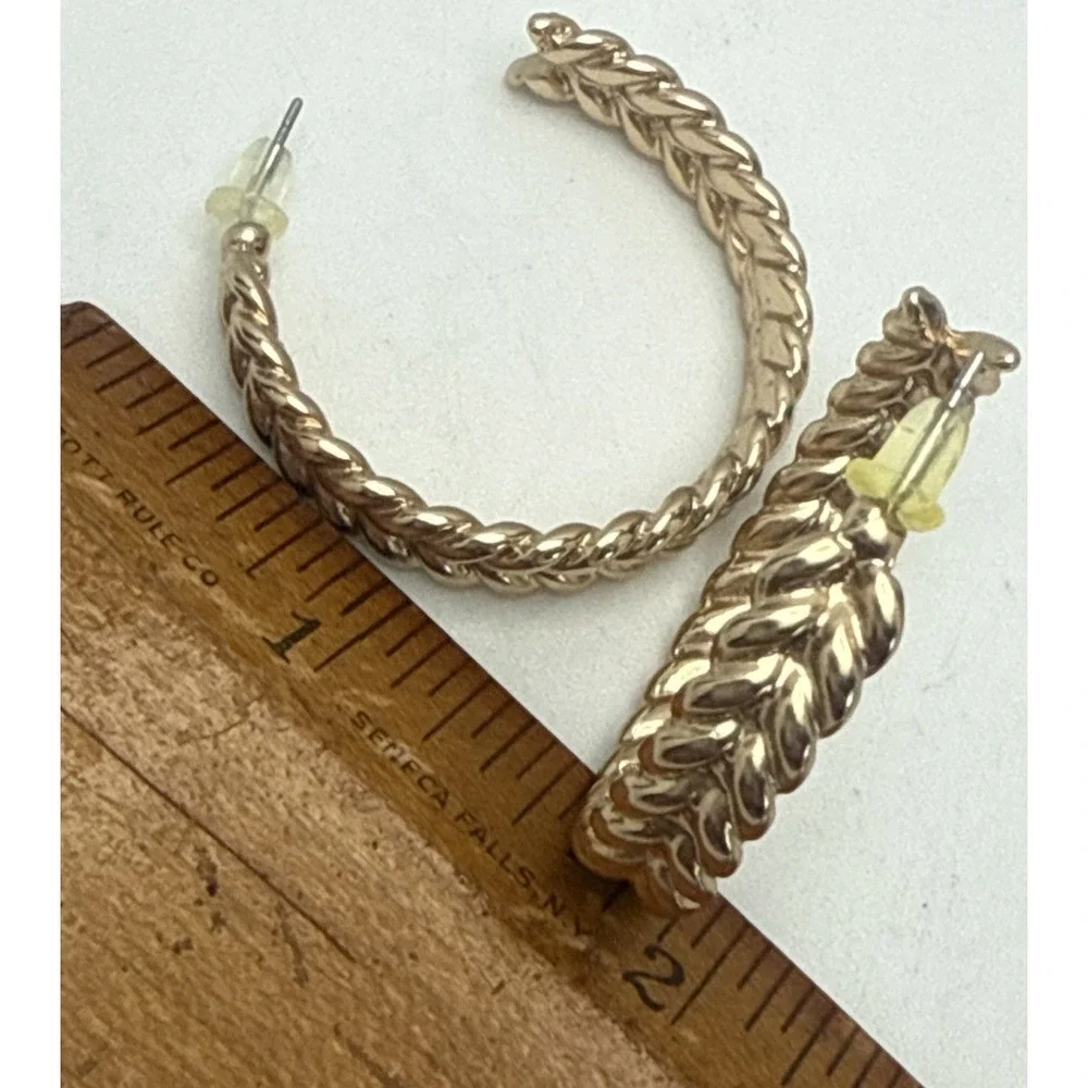 Vintage Gold Tone Chevron Herringbone Hoop Earrings Chunky Woven Textured